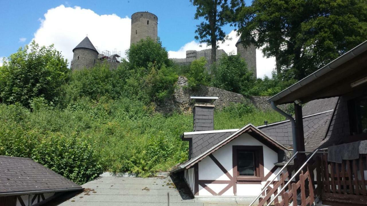 Df Am Ring Nuerburg Hotel Luaran gambar
