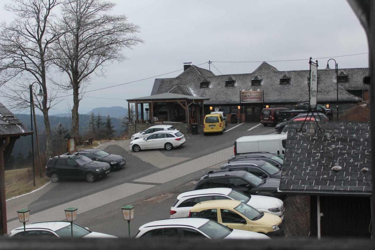 Df Am Ring Nuerburg Hotel Luaran gambar